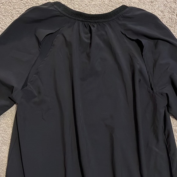 Fabletics Pullover - Picture 6 of 6